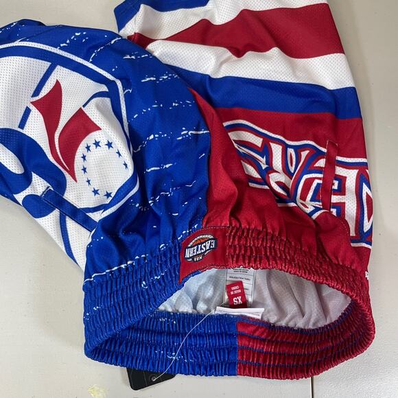 Philadelphia 76ers Mitchell & Ness Jumbotron 3.0 Shorts - Picture 3 of 3